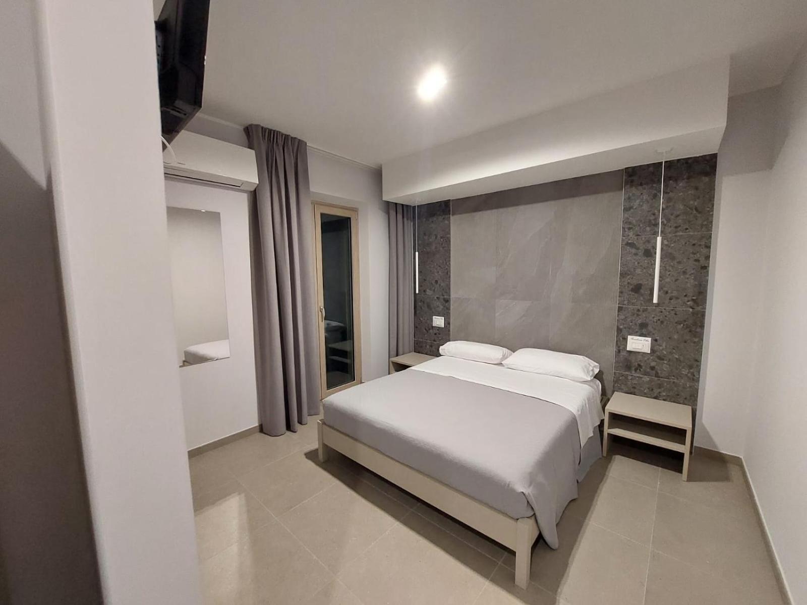 Residenza Elba - Charme House Hotel Termoli Bagian luar foto